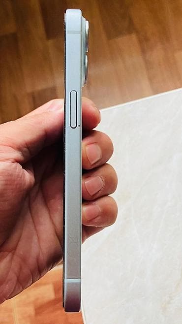 nokia e7: IPhone 15, Б/у, 128 ГБ, Белый, Защитное стекло, Чехол, 85 % — 5