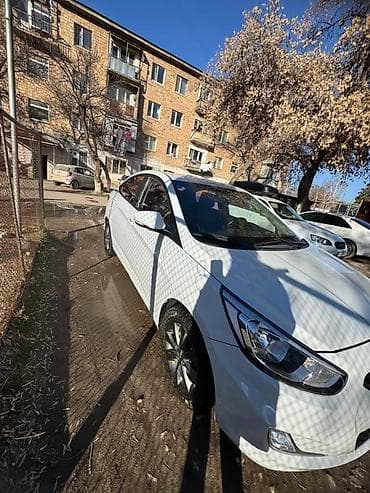 панель гольф 4: Hyundai Accent: 2019 г., 1.4 л, Автомат, Седан — 2