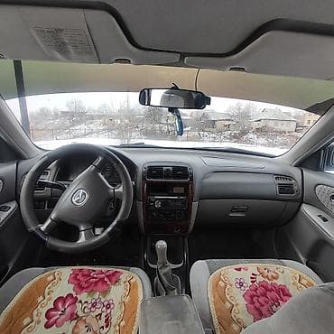 седан срочно продаю: Mazda 626: 2000 г., 2 л, Механика, Бензин, Седан — 3