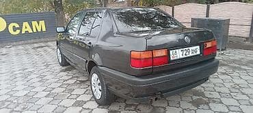 венто двер: Volkswagen Vento: 1993 г., Механика, Бензин, Седан — 5