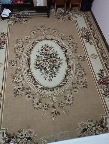 Продаю ковёр 3×4 б/у. Цена 2000 сом