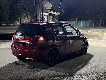 Продажа авто: Honda Fit: 2004 г., 1.3 л, Автомат, Бензин, Хэтчбэк — 5
