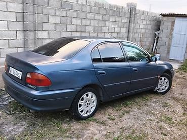 e 302: Toyota Avensis: 1999 г., 1.6 л, Механика, Бензин, Седан — 3