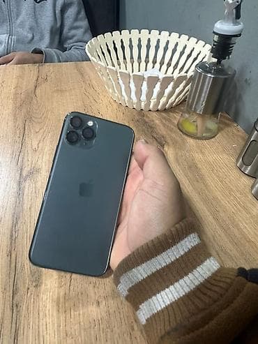 airpods pro node: IPhone 11 Pro, Matte Midnight Green — 1