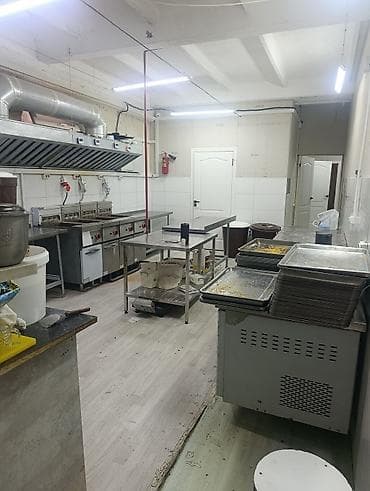 помещение для швейный цех: Кырман, на Ауэзова Сдается помещение Площадь: 160м2 Цокольный этаж — 4