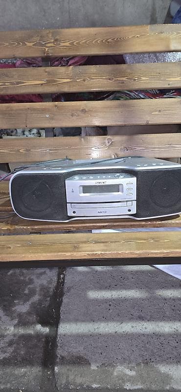 Другая аудиотехника: Портативная аудиосистема Sony с CD/MP3 и кассетной декой - Встроенный — 1