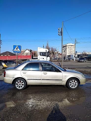 mazda 2: Mazda 323: 2000 г., 1.5 л, Механика, Бензин, Седан — 4