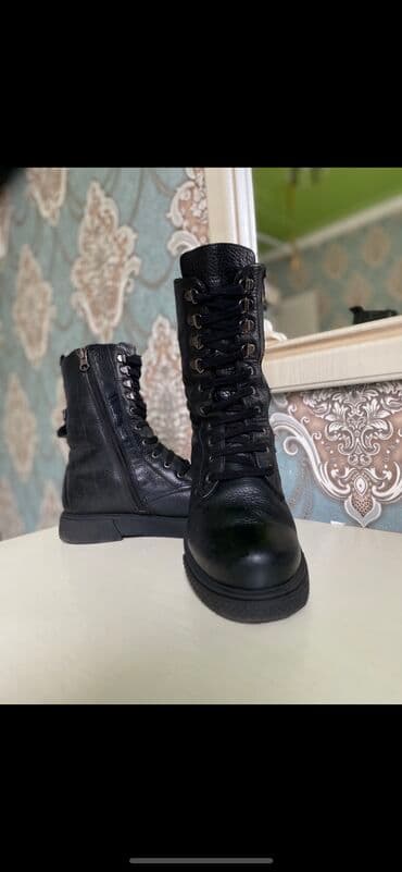 Сапоги ботинка, обувь, сапожки Состояние идеальное 💯 натуральная