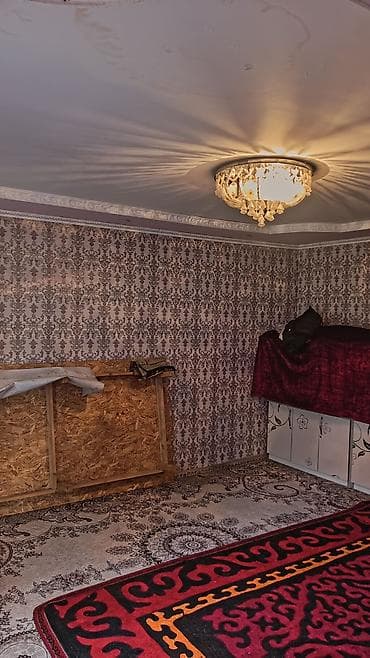 строим бани: Продается дом с участком. Описание: - Отдельный двор с металлическими — 5