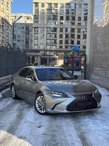 echo platz: Lexus ES: 2020 г., 2.5 л, Вариатор, Гибрид, Седан — 2
