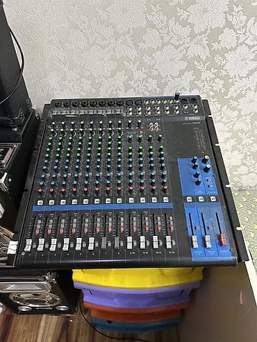 микшер пульт: Б/у, Концертный, Без усилителя, Каналов: 16, Разъем: Jack, Есть эквалайзер — 2