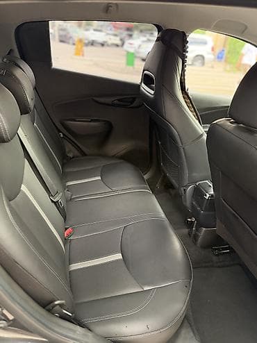 sanata 2019: Chevrolet Spark: 2019 г., 1 л, Автомат, Бензин, Хэтчбэк — 5