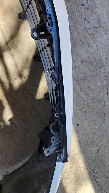 бампер тайота королла: Бампер Toyota, Б/у, Оригинал — 2