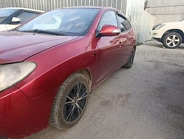 camry 2 2: Hyundai Elantra: 2010 г., 1.6 л, Механика, Бензин, Седан — 3