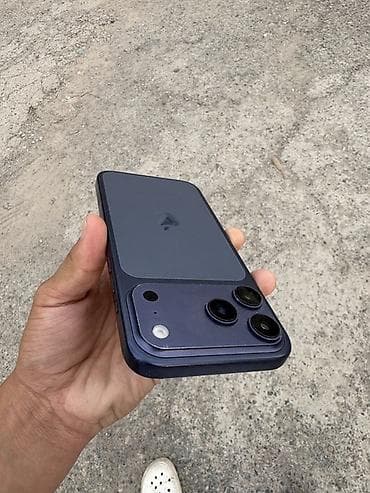 iphone s: Смартфон (визуально похожий на iPhone) в синем цвете. Основные — 5