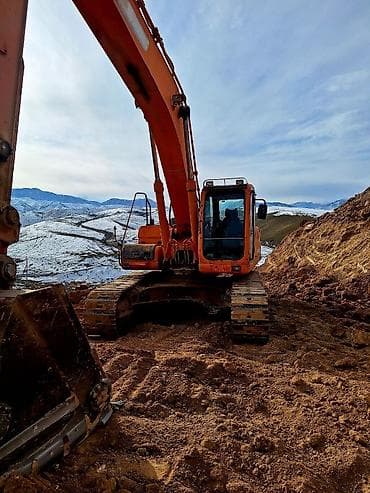 света диод: Экскаватор, Doosan, 2010 г., Гусеничный — 3