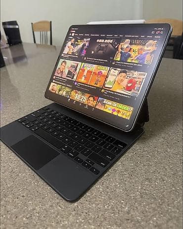 ipad компьютер: IPad Pro 12.9" (M2, 2022) — 512 ГБ Комплектация и аксессуары: - Apple — 8