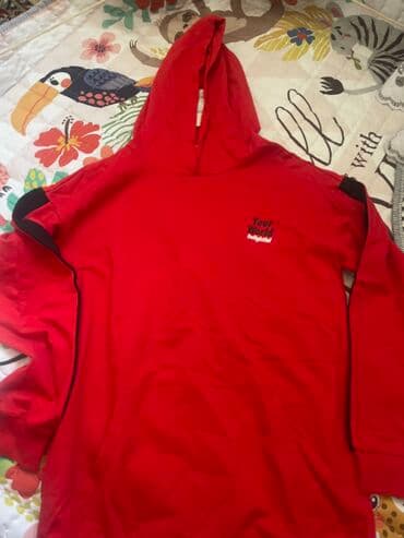 Киреге берилүүчү кийимдер: Брендовые корейские футболки, ветровки, джинсы, пижамы, носочки, есть — 6