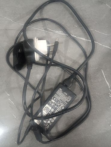 note: Ноутбук Dell Vostro 3520, черный с зарядкой Характеристики: - — 5