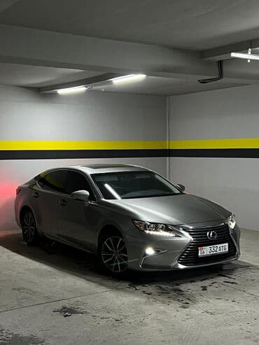 Lexus ES: 2017 г., 2.5 л, Гибрид, Седан