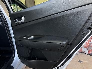 Унаа сатуу: Kia K5: 2019 г., 2 л, Автомат, Газ, Седан — 4