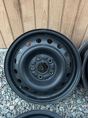 эх 470: Железные Диски R 15 Honda, Комплект, отверстий - 5, Б/у — 5