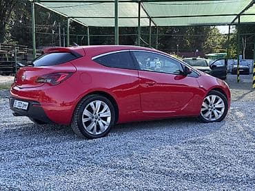 Продажа авто: Opel Astra GTC: 2011 г., 1.6 л, Механика, Бензин, Купе — 3