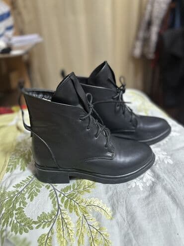 женские зимние сапоги из натуральной кожи и меха: Женские кожаные ботинки-берцы, черные натуральная кожа и мех - — 4