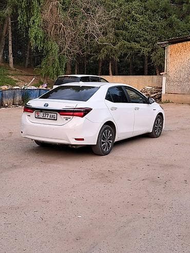 Продажа авто: Toyota Corolla: 2019 г., 1.8 л, Автомат, Гибрид, Седан — 5