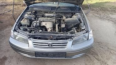 газ бак: Toyota Camry: 1999 г., 2.2 л, Бензин, Седан — 1