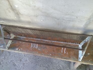 вешалка для одежды прихожая: Продаю вешалку для верхней одежды в гардероб или для прихожей, есть — 4