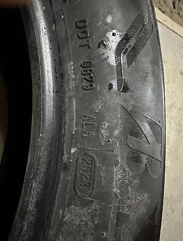 меняю шины: Шины 285 / 45 / R 21, Всесезонная, Б/у, Комплект, США, Bridgestone — 2