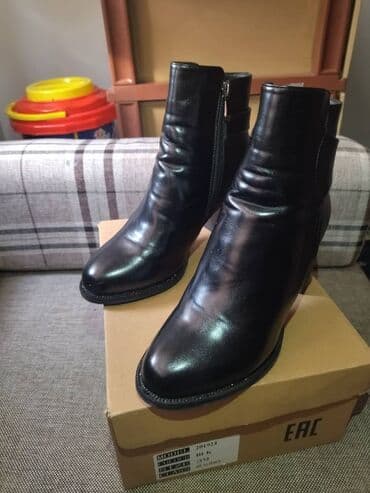 купить сапоги женские зимние кожаные италия: Полусапожки эврозима, очень удобные,38 размер, черный цвет,цена 1200 — 2