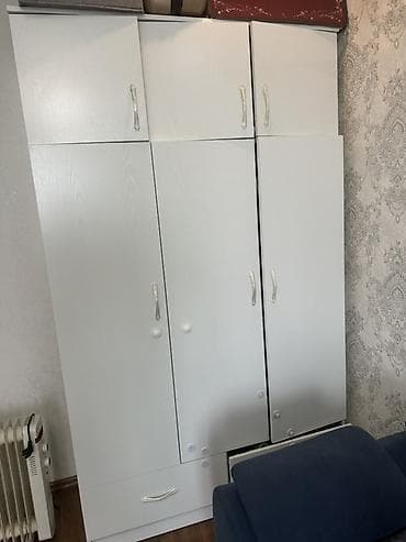 Шифоньер, шкаф для одежды, Б/у, Прямой at lalafo.kg Шифоньер, шкаф для одежды, Б/у, Прямой