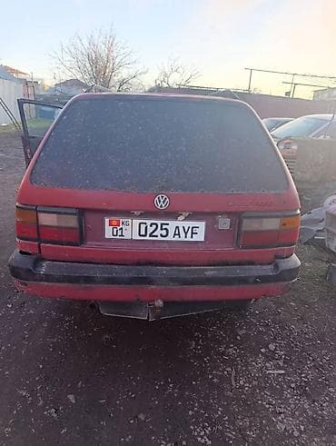 su 7: Volkswagen Passat: 1989 г., Универсал — 4