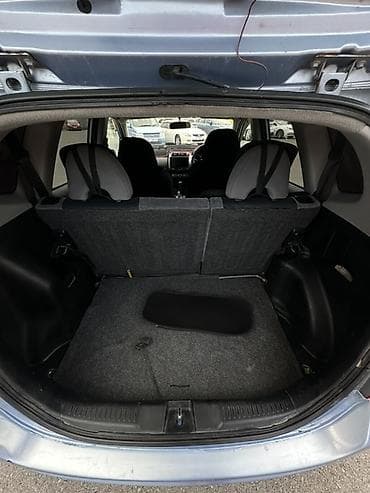 Honda Fit: 2003 г., 1.3 л, Вариатор, Бензин, Хетчбек — 10