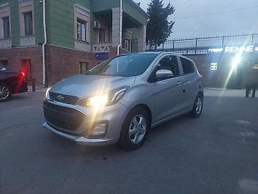spark premier: Chevrolet Spark: 2019 г., 0.1 л, Вариатор, Бензин, Хэтчбэк — 2