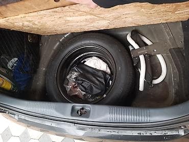 Продажа авто: Nissan Almera: 2004 г., 1.5 л, Механика, Бензин, Хэтчбэк — 7