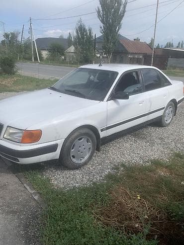 x 7: Audi 80: 1991 г., 2 л, Механика, Бензин, Седан — 5