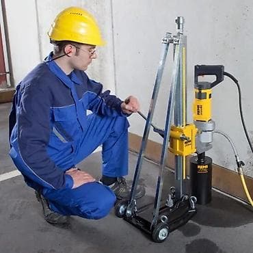 бетонный стойки: Алмазное бурение отверстий в бетоне, железобетоне, кирпиче и природном — 1