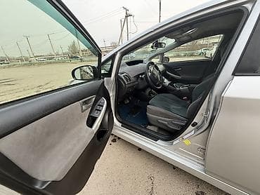 тойота харьер: Toyota Prius: 2013 г., 1.8 л, Вариатор, Гибрид, Хэтчбэк — 8