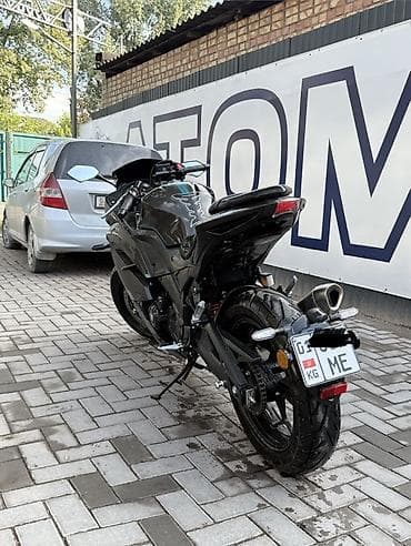 Унаа: Спортбайк Ducati, 400 куб. см, Бензин, Колдонулган — 2