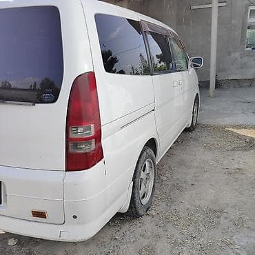kia sedona: Nissan Serena: 2004 г., 2 л, Вариатор, Минивэн — 3