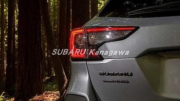 outback: Subaru Outback шильдик на багажник надпись Оригинал новый в черном — 2