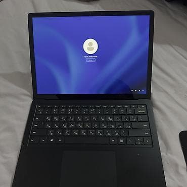 наушники apple airpods 1: Ноутбук Microsoft Surface Laptop (серия 4/5, 13.5") в матовом черном — 2