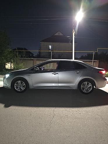 mini jack: Toyota Levin: 2020 г., 1.8 л, Вариатор, Гибрид, Хэтчбэк — 6