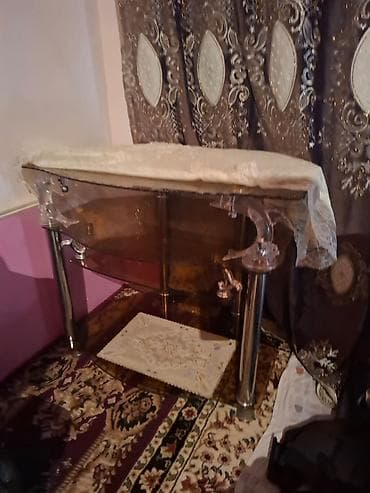 стеклянную подставку под телевизор: Тумба и подставка для телевизора, Напольная, Стекло — 4