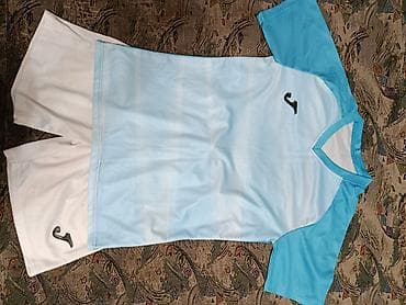 спортивный форма: Футбольная форма (комплект) - Состав: футболка и шорты. - Цвет — 1