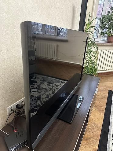 ТВ и видео: Sony BRAVIA 
Model: 46EX402 — 2