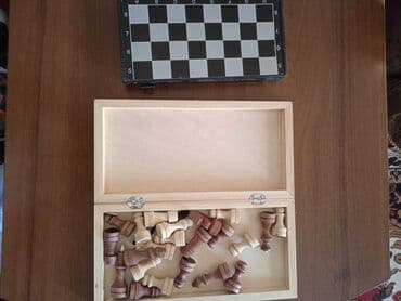 машинка на управление: Набор разнообразных игрушек для детей. Включает в себя фигурки людей — 6